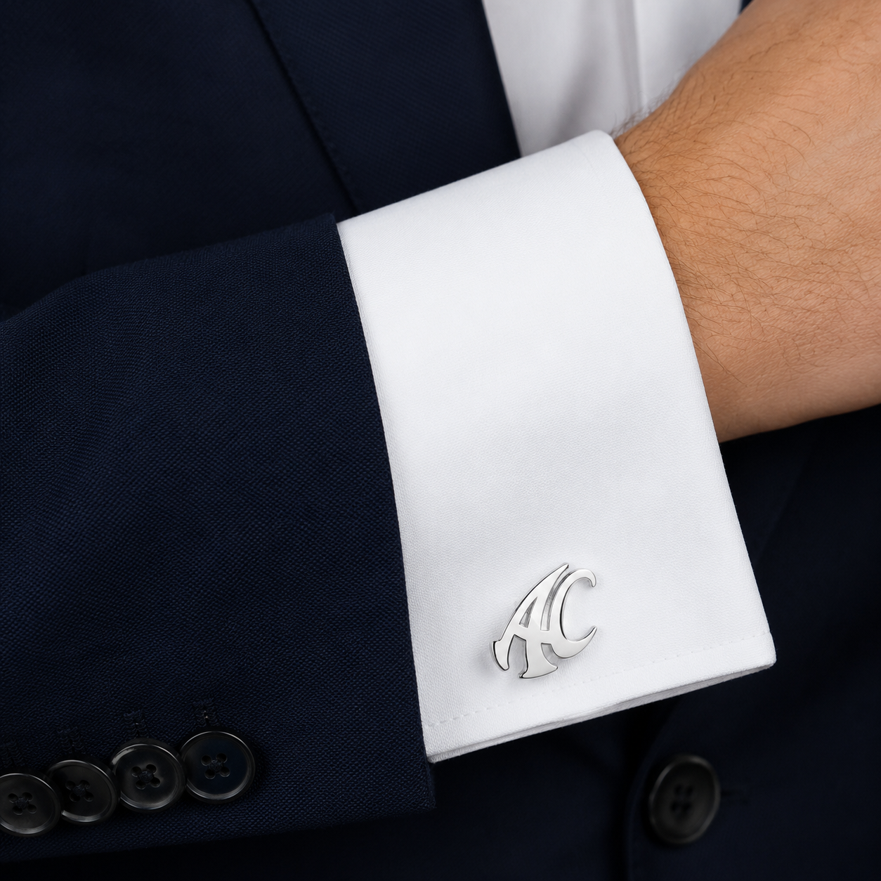 CUFFLINKS LOGO SILVER